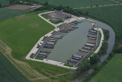 Heyford Fields Marina on the Grand Union Canal near Bugbrooke, Northampton - construction progress Feb 2008 - click to enlarge